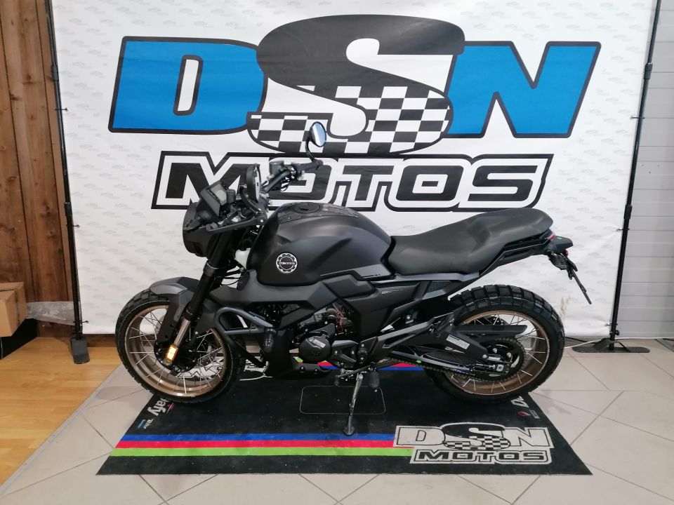 ZONTES 125 SCRAMBLER X 4