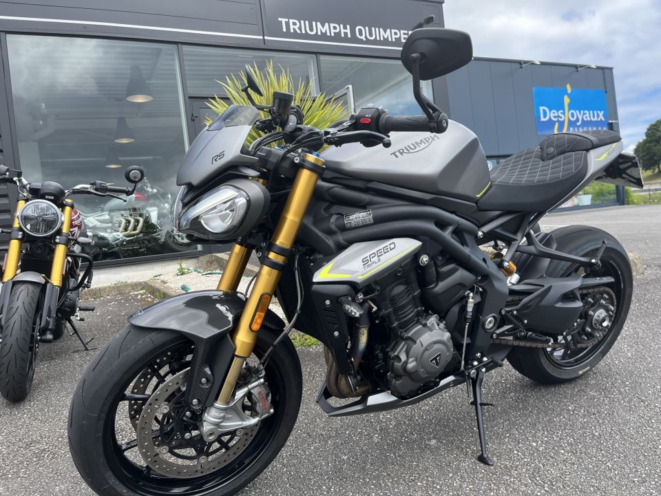 TRIUMPH SPEED TRIPLE 1200 RS 4