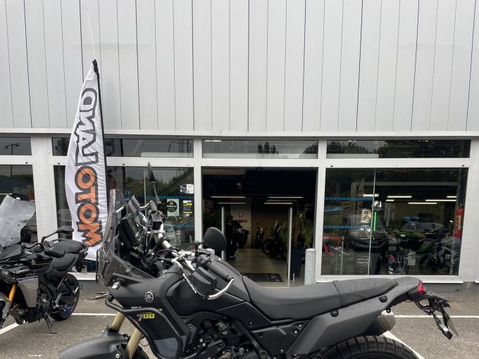 YAMAHA XTZ TENERE 700 4