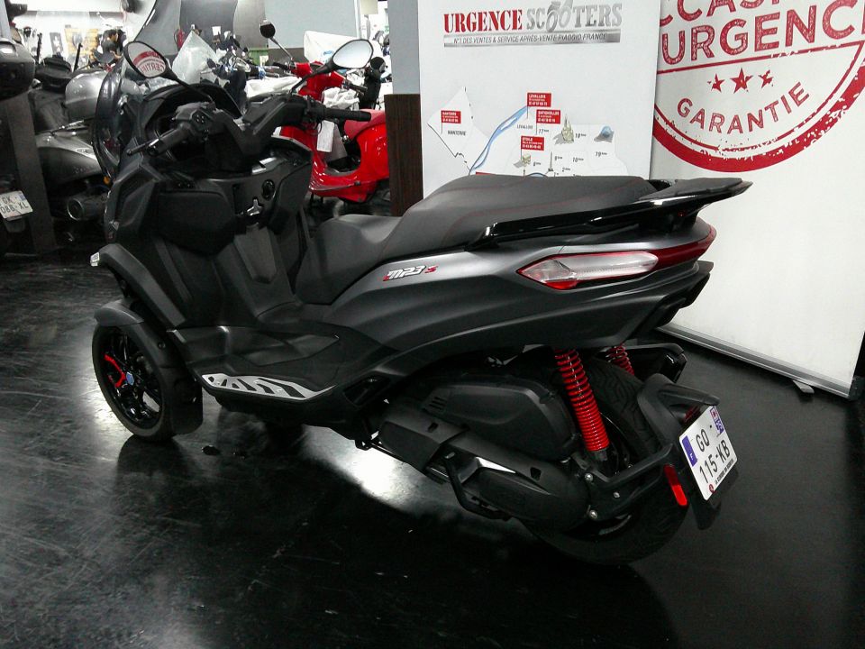 PIAGGIO MP3 400 HPE MY22 4
