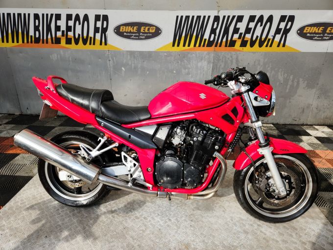 SUZUKI GSF 650 BANDIT 4