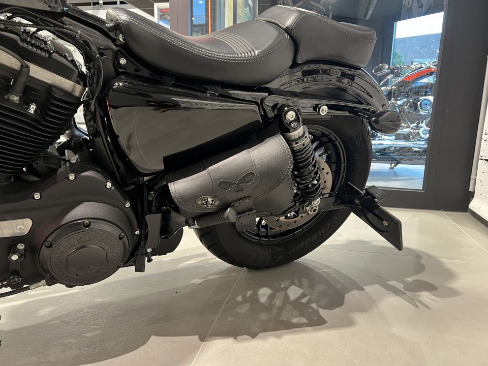 HARLEY-DAVIDSON SPORTSTER FORTY-EIGHT 1200 4