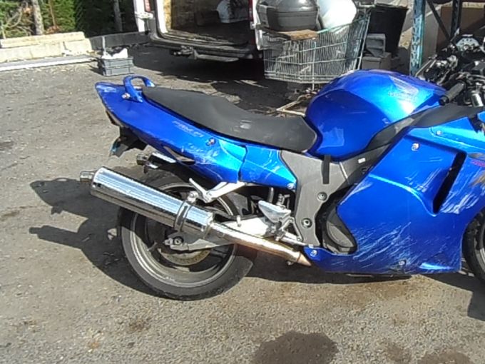 HONDA CBR-XX 4