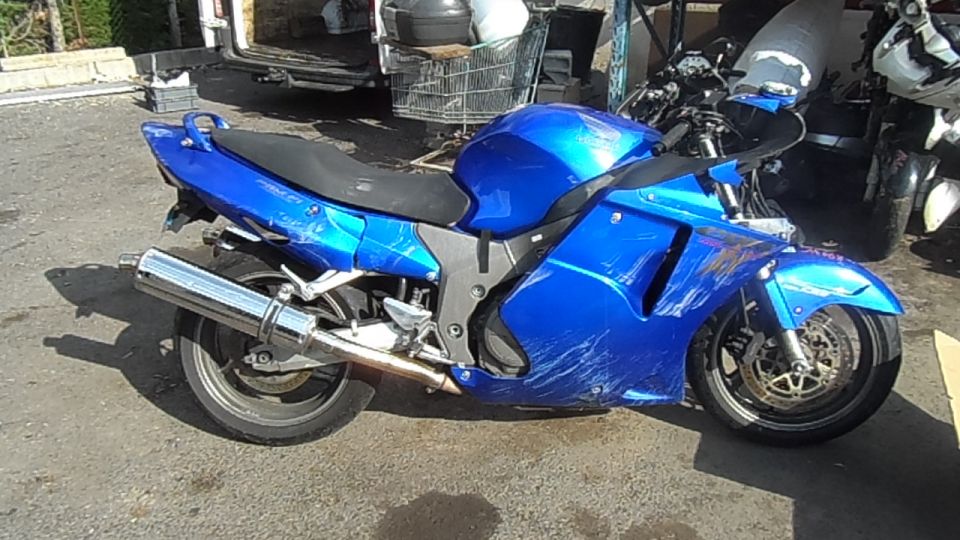 HONDA CBR-XX 4
