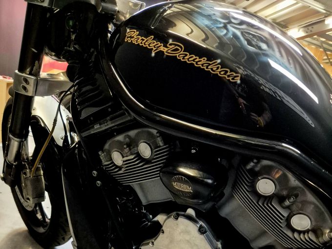 HARLEY-DAVIDSON V-ROD STREET ROD 1130 4
