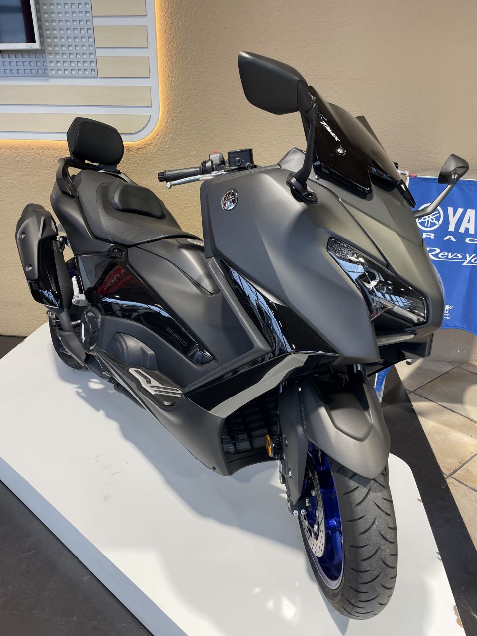 YAMAHA XP T-MAX 560 4