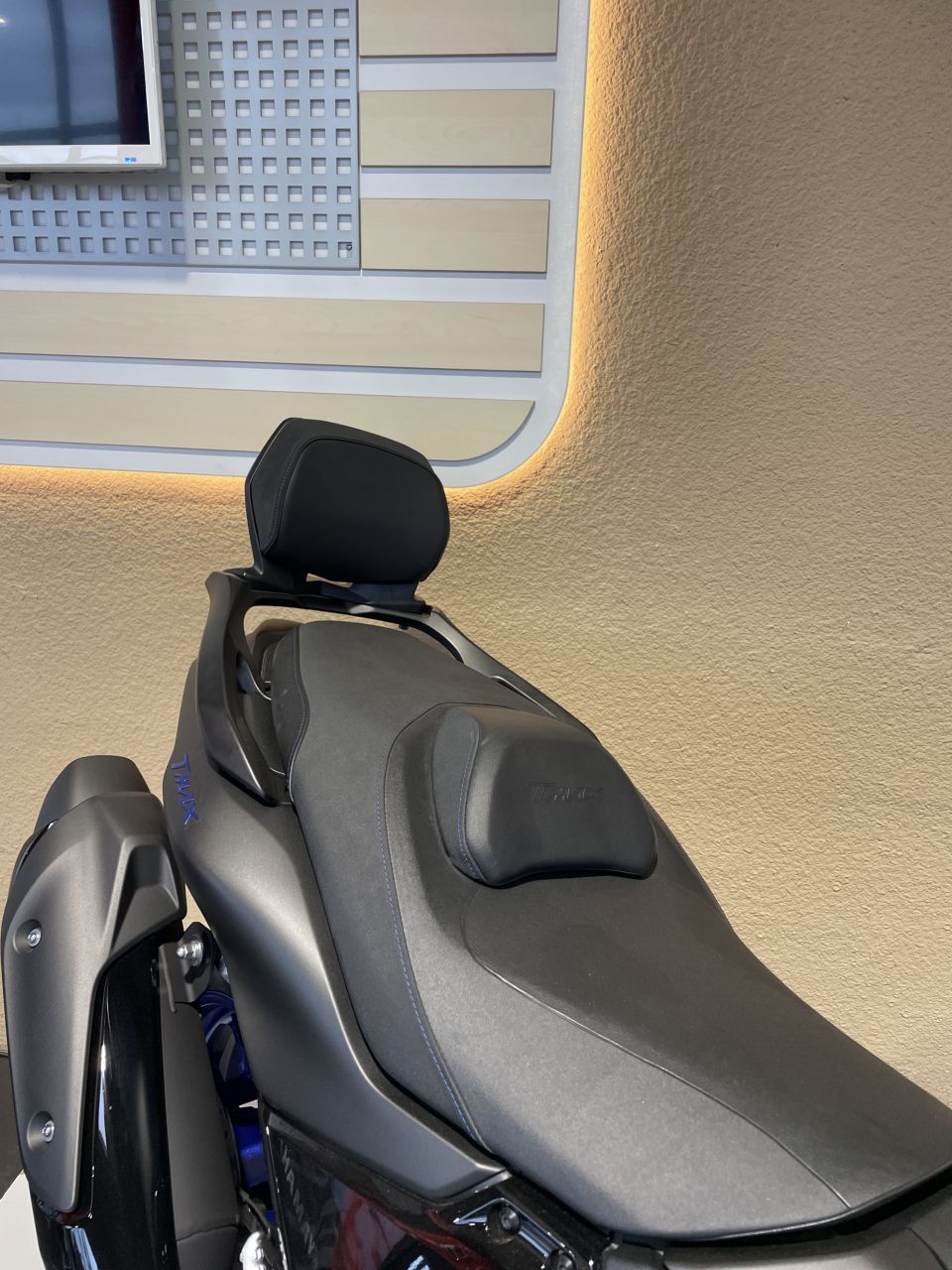 YAMAHA XP T-MAX 560 4