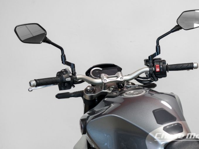 HONDA CB1000R ABS 4