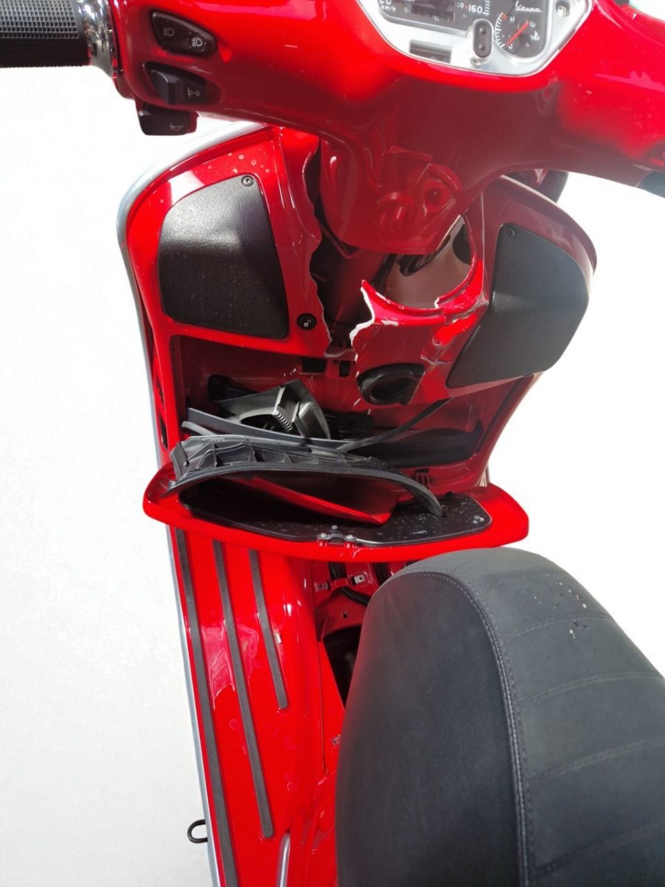 PIAGGIO VESPA 125 GTS 4