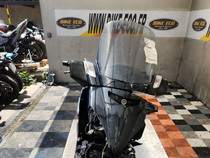 YAMAHA XMAX 125 4