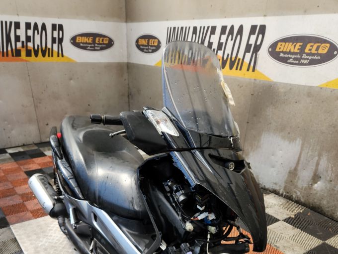 YAMAHA XMAX 125 4