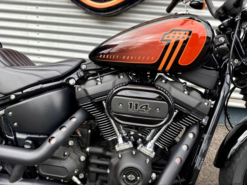 HARLEY-DAVIDSON SOFTAIL STREET BOB 1868 4
