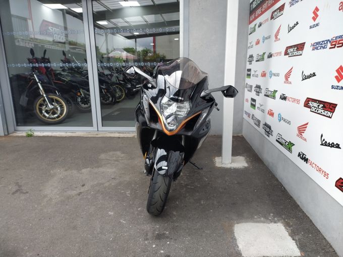 SUZUKI GSX-R 1300 HAYABUSA 4