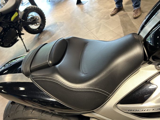 TRIUMPH ROCKET 3 GT 4