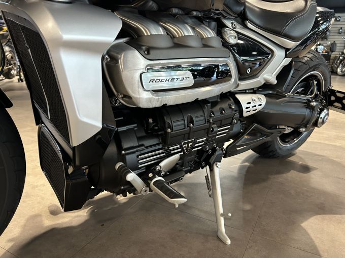 TRIUMPH ROCKET 3 GT 4