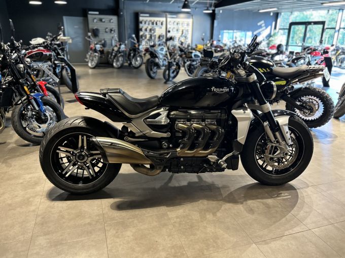 TRIUMPH ROCKET 3 GT 4