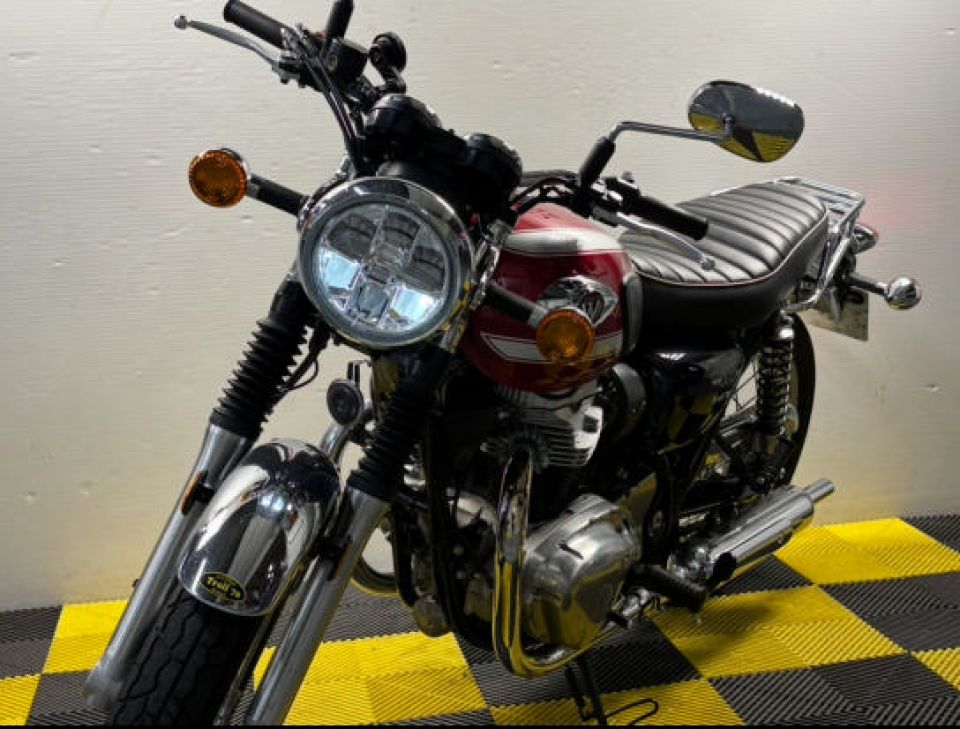 KAWASAKI W 800 4