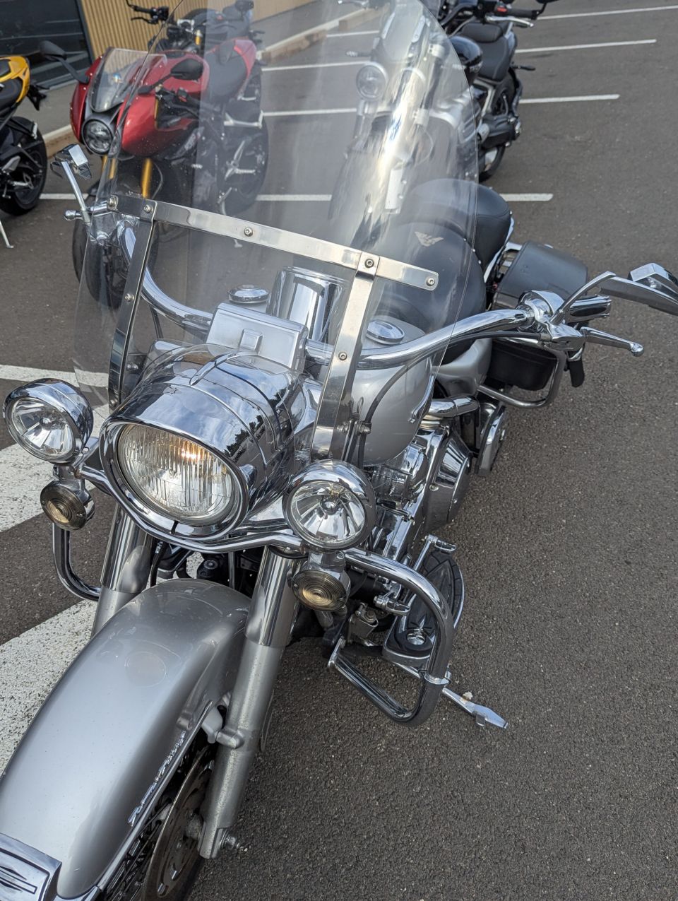 HARLEY-DAVIDSON TOURING ROAD KING 1450 4