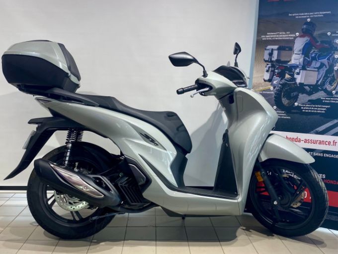 HONDA SH125i 4