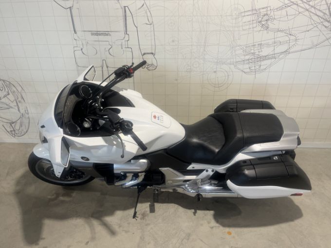 HONDA CTX1300 4