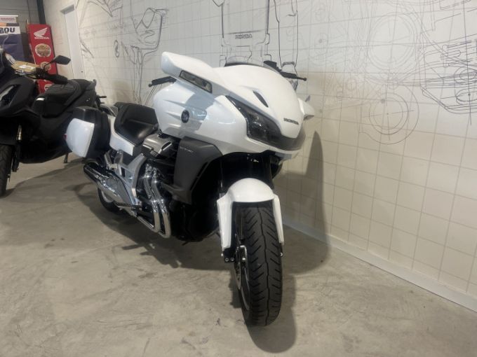 HONDA CTX1300 4