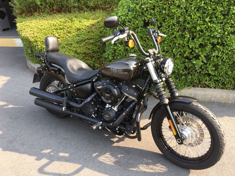 HARLEY-DAVIDSON SOFTAIL STREET BOB 1745 4