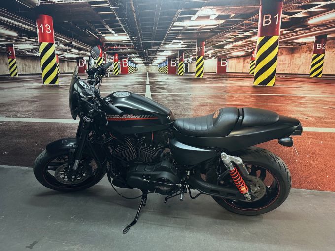 HARLEY-DAVIDSON SPORTSTER XR1200 4