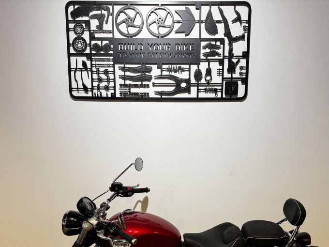 TRIUMPH SPEEDMASTER 1200 4
