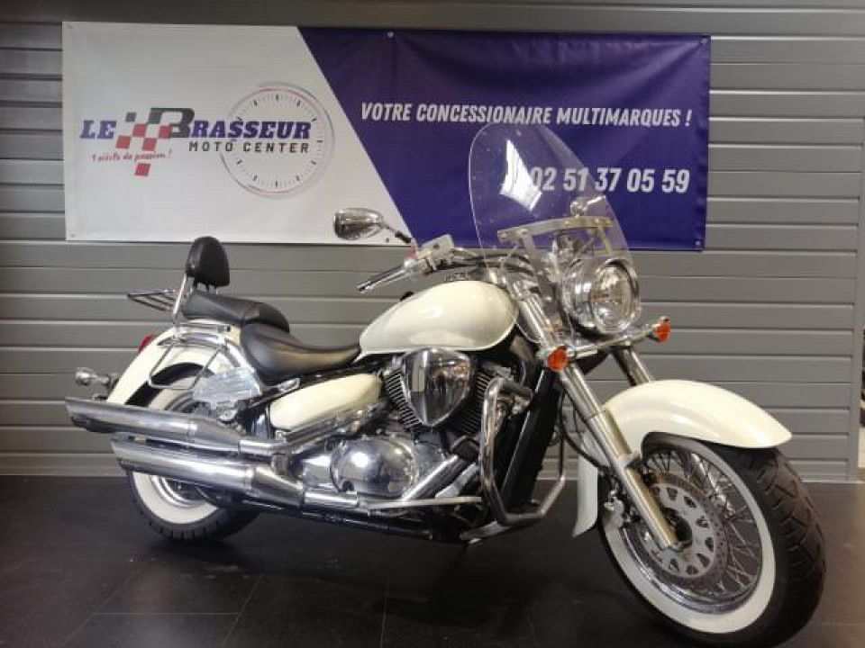 SUZUKI VL 800 INTRUDER 4