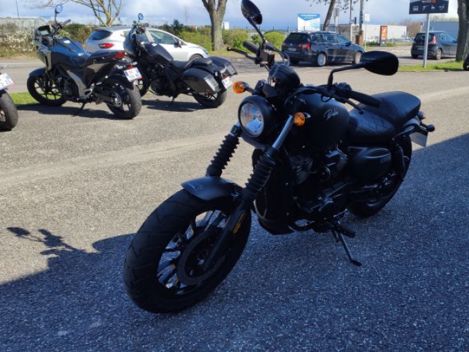 HYOSUNG Bobber 300 - 2021 4