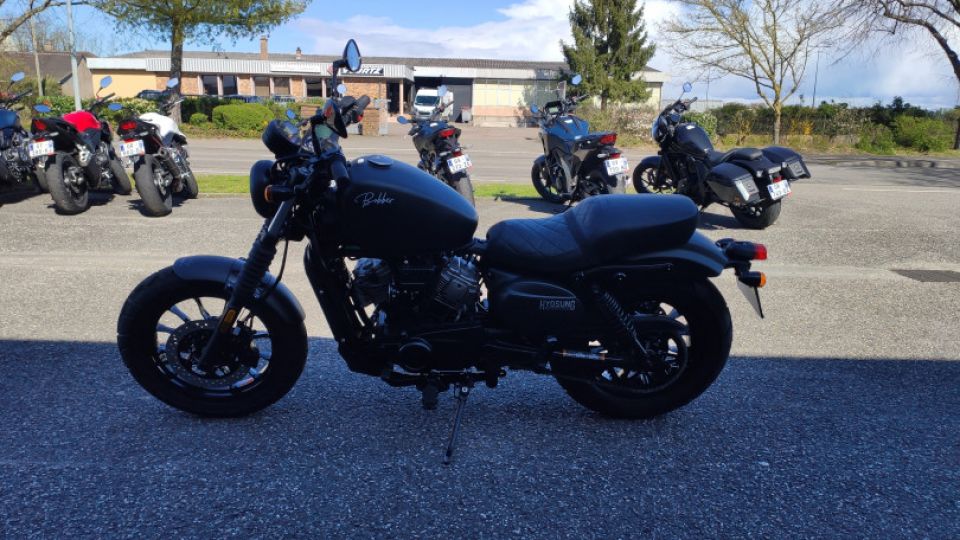 HYOSUNG Bobber 300 - 2021 4