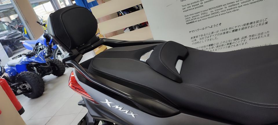 YAMAHA XMAX 300 4