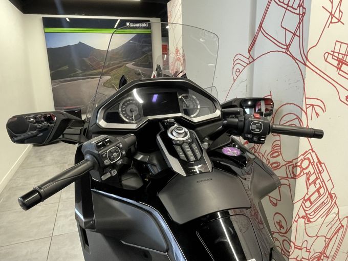 HONDA GL 1800 GOLDWING DCT 4