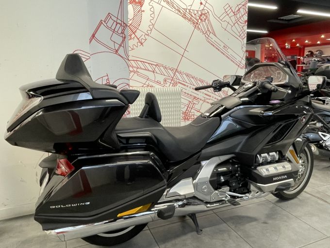 HONDA GL 1800 GOLDWING DCT 4