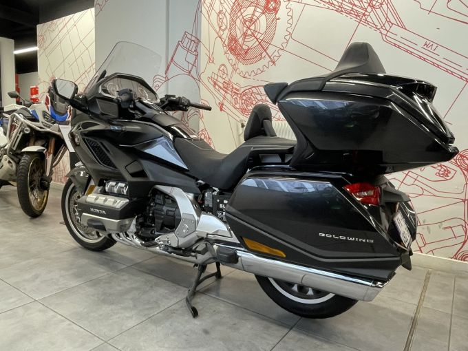 HONDA GL 1800 GOLDWING DCT 4