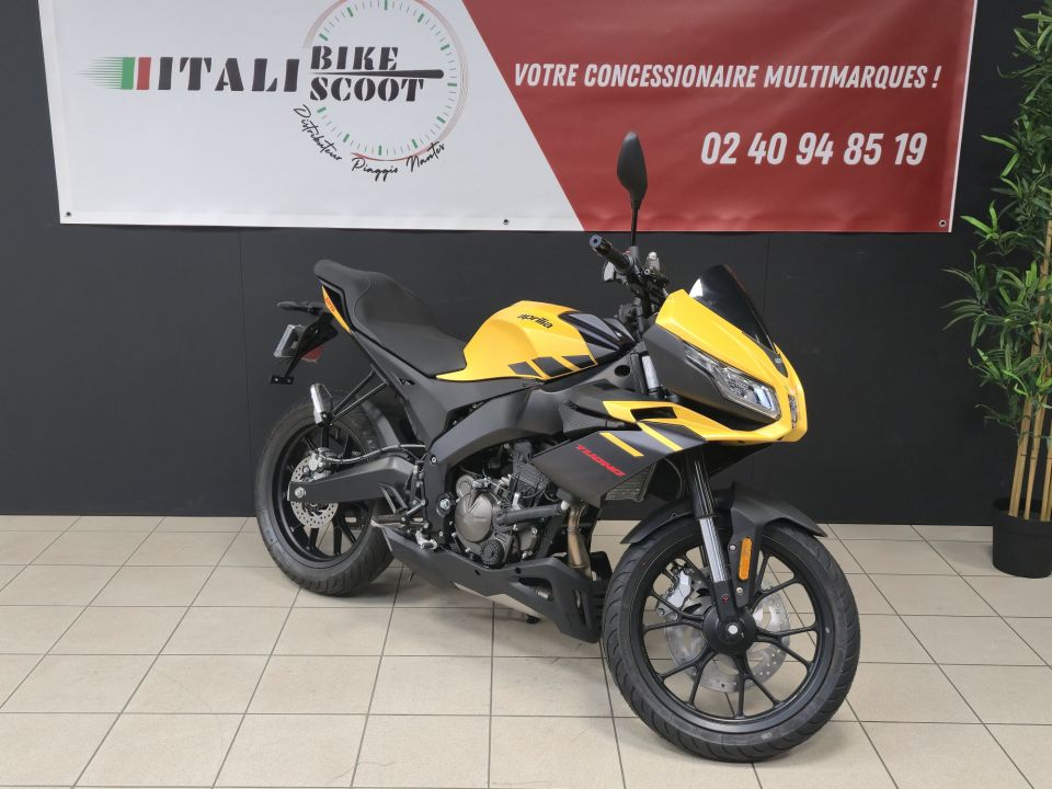 APRILIA TUONO 125 ABS 4