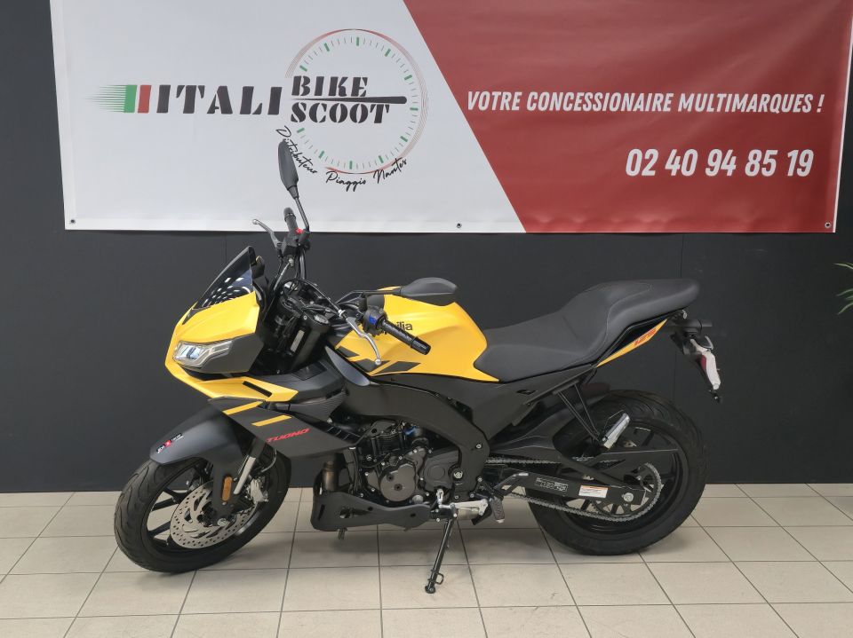 APRILIA TUONO 125 ABS 4