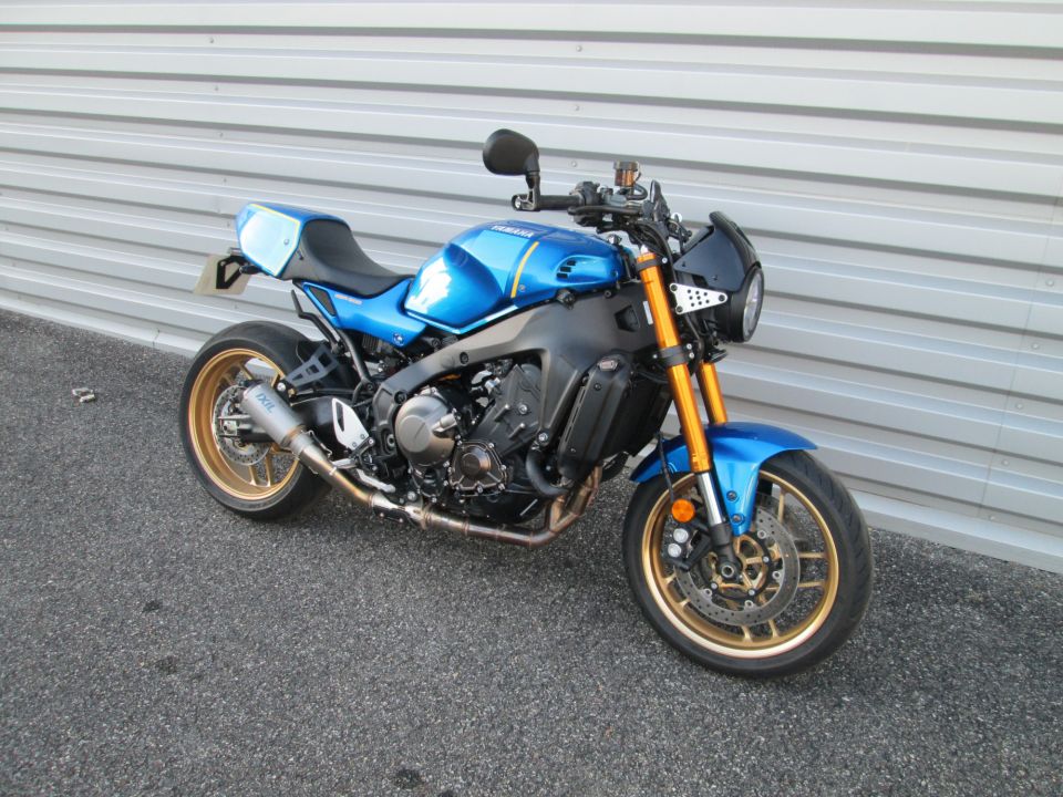 YAMAHA XSR 900 ABS 4
