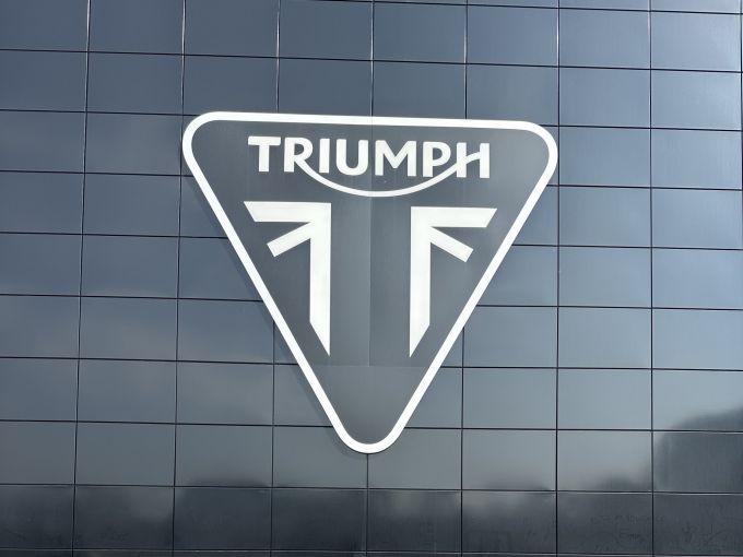 TRIUMPH Tiger 900 GT PRO 4