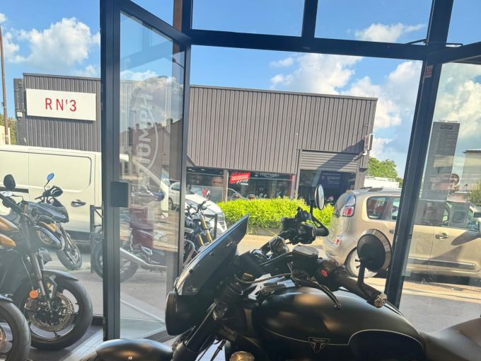 TRIUMPH Rocket 3 GT Storm 4