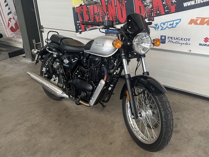 BENELLI IMPERIAL 400 4