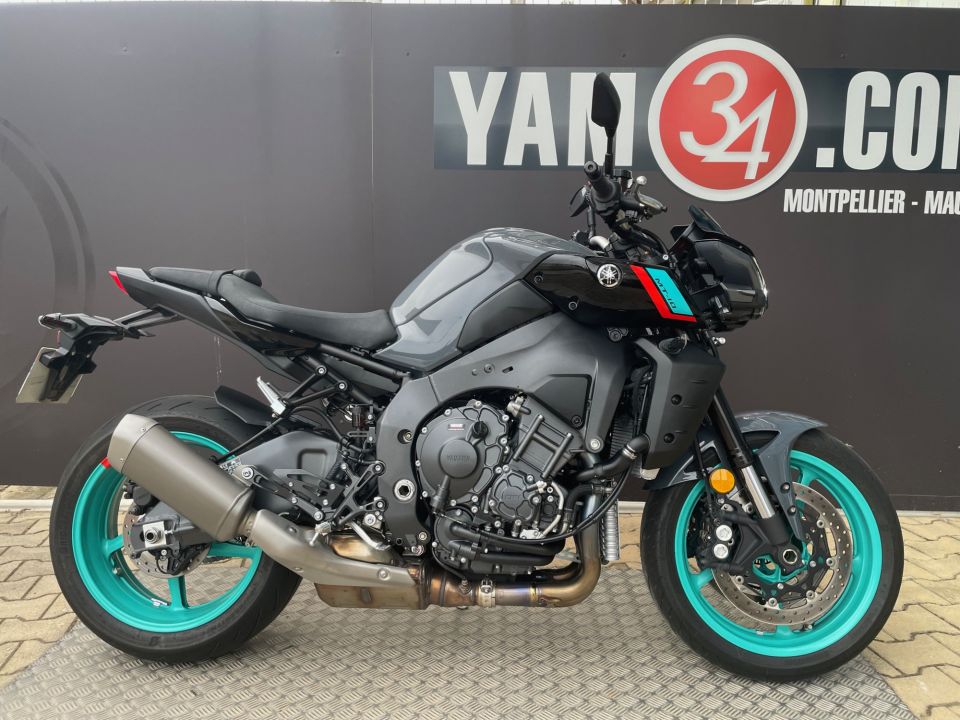 YAMAHA MT-10 4