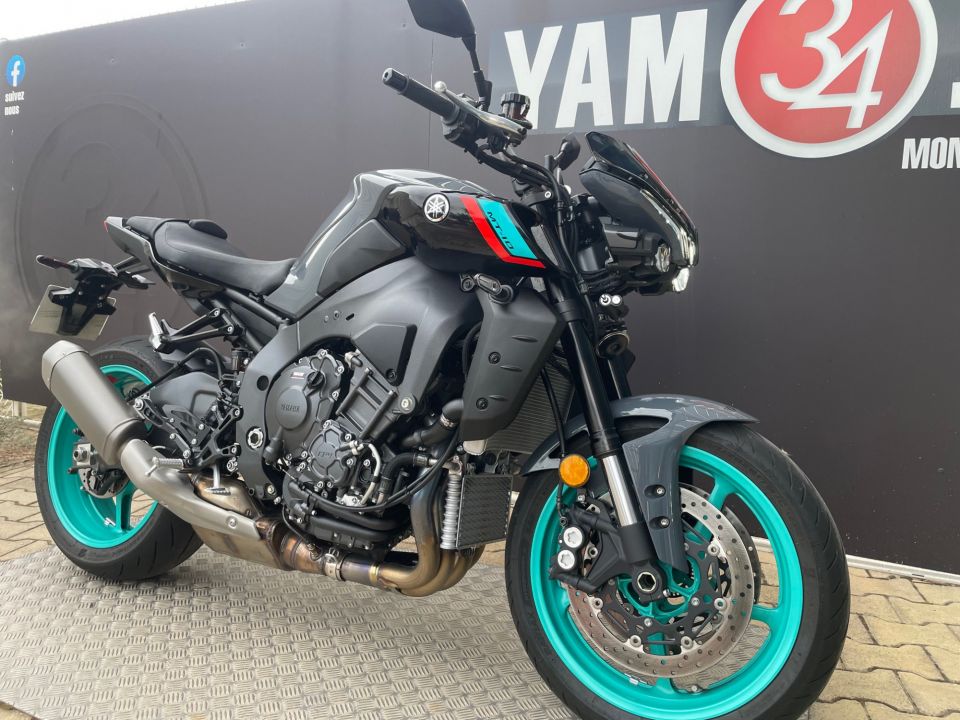 YAMAHA MT-10 4