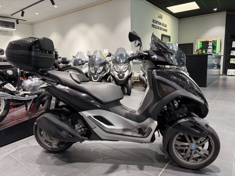 PIAGGIO MP3 300LT YOURBAN 4
