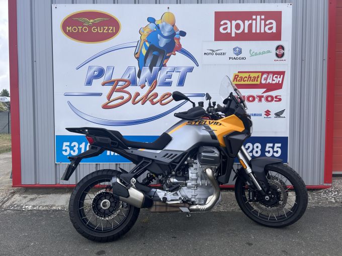 MOTO GUZZI STELVIO 4