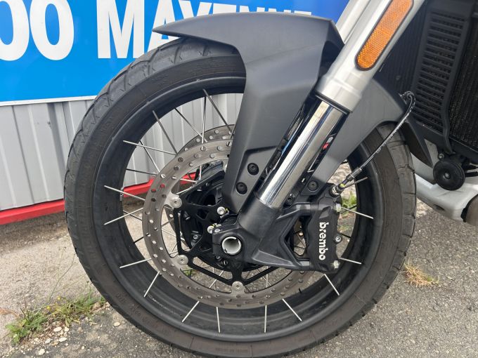 MOTO GUZZI STELVIO 4