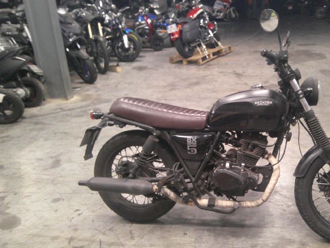 BRIXTON MOTORCYCLES CROMWELL 4