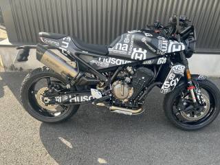 HUSQVARNA SVARTPILEN 801 - 2024