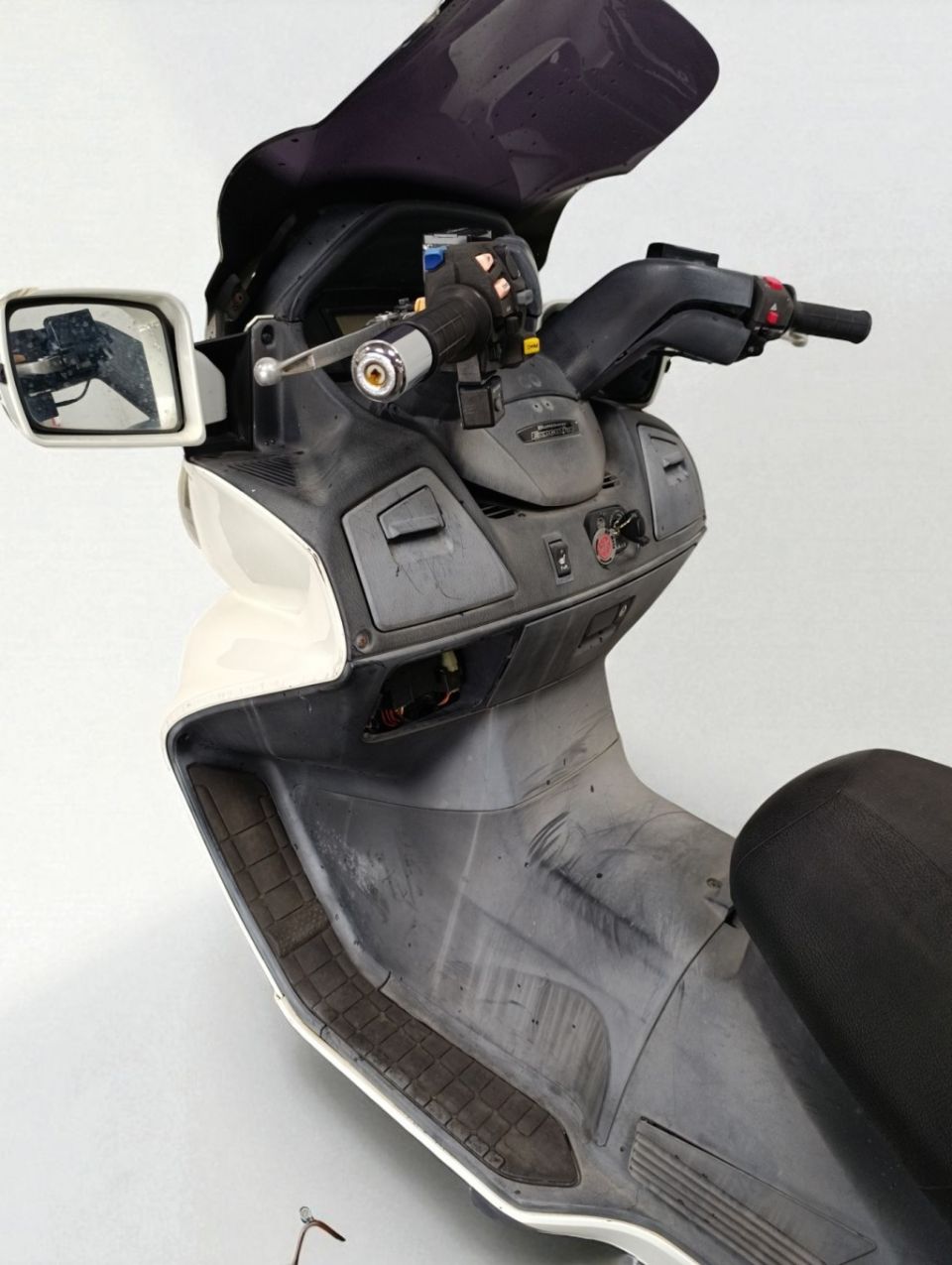 SUZUKI BURGMAN 650 4