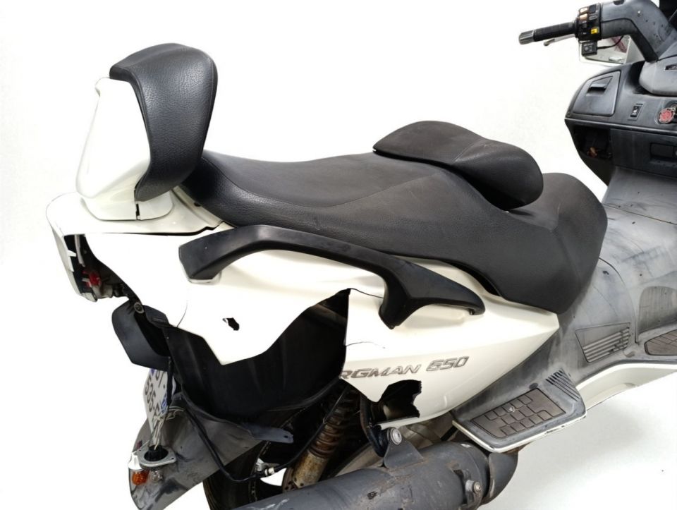 SUZUKI BURGMAN 650 4